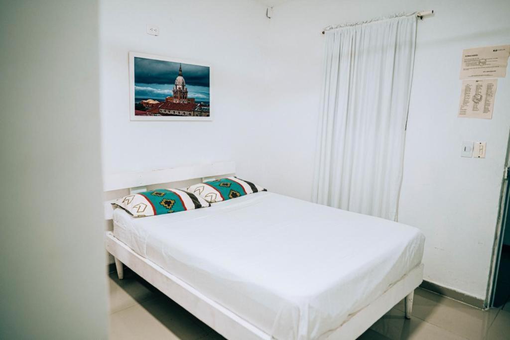 Neos Hotel Cartagena Exteriör bild