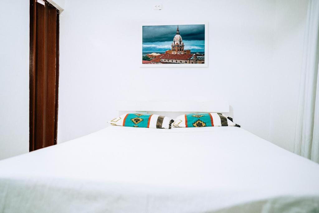 Neos Hotel Cartagena Exteriör bild